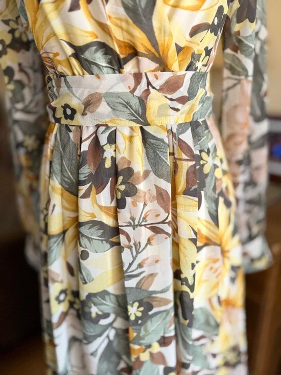 NWOT Elegant Floral Long Sleeve Maxi Dress - Picture 5 of 11